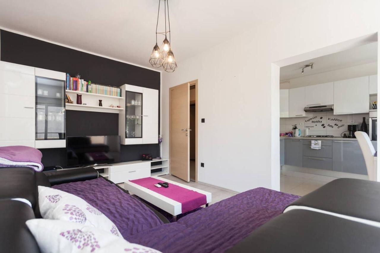 Apartman Mark Apartment Pula Exterior photo